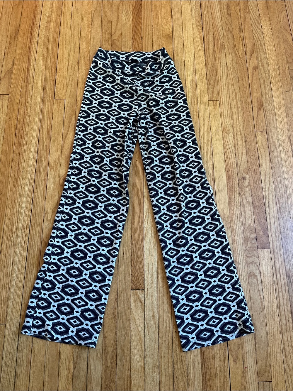 Navy & White Geo Print pants
